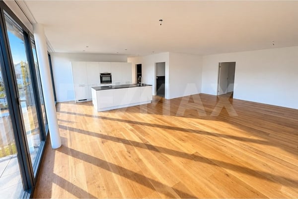 Moderne 2.5-Zimmer-Eigentumswohnung an ruhiger Wohnlage 3