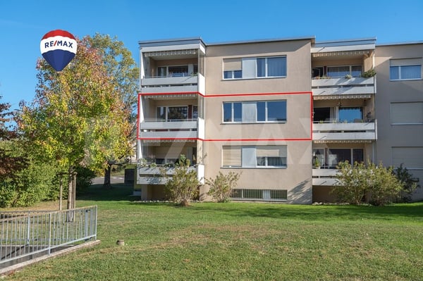 Gepflegte 3.5-Zimmer-Wohnung mit zwei Balkonen 1
