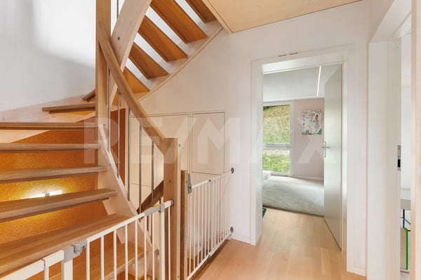 Exklusives 5.5-Zi.-Doppeleinfamilienhaus mit fantastischer Aussicht 5