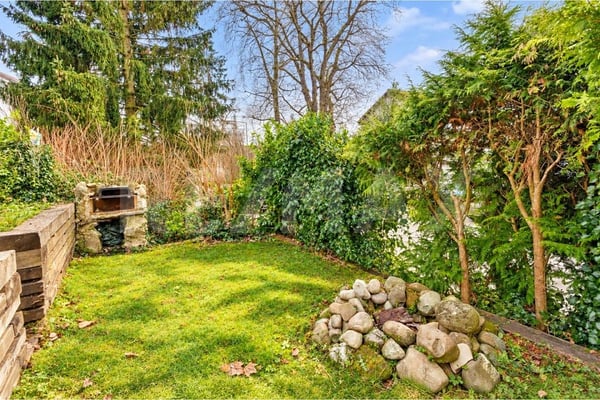 Charmantes 4.5-Zimmer-Reiheneinfamilienhaus an ruhiger Wohnlage 11