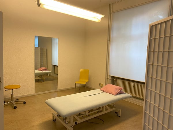 Grosszügige Büro- / Praxisfläche zu vermieten 5