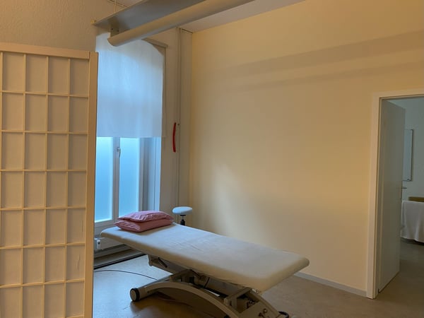 Grosszügige Büro- / Praxisfläche zu vermieten 4