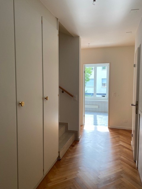 Schöne 4.5-Zimmer Maisonettewohnung Nähe Basler Zoo 6