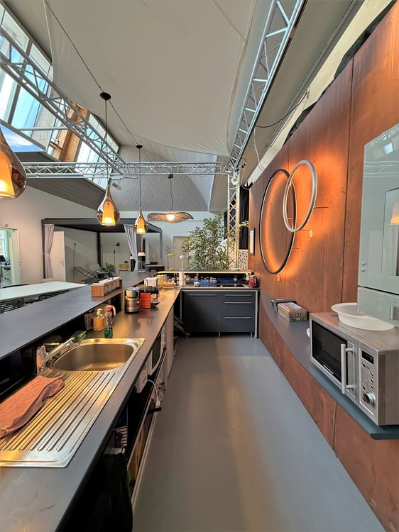 Versatile Retail Space – 427 m² 4