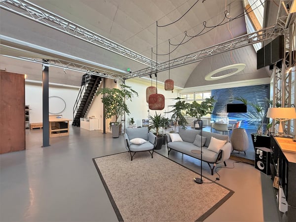 Versatile Retail Space – 427 m² 9