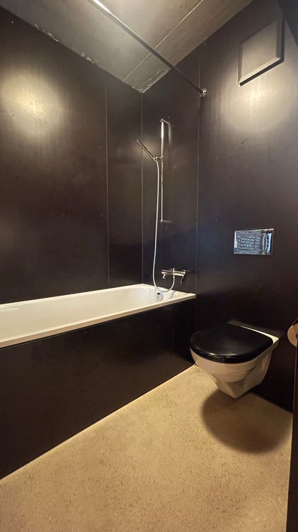 Cluster-Wohnung mit Badewanne – im Gundeliqaurtier 3