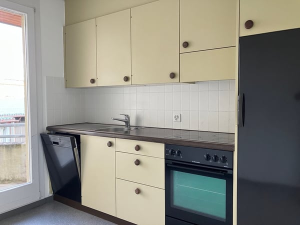 Attraktive 2-Zimmerwohnung an zentraler Lage nahe Universität und Universitätsspital 2