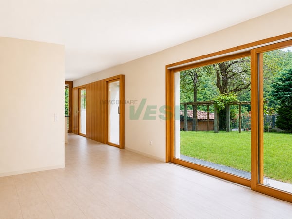 Confortevole e spaziosa villa moderna in posizione idilliaca 3