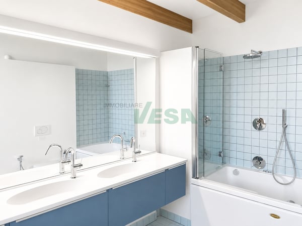 Confortevole e spaziosa villa moderna in posizione idilliaca 10