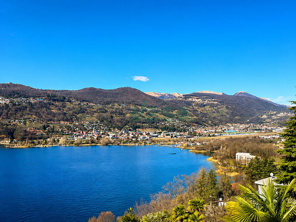 Splendido attico di 4,5 locali con spettacolare vista lago 5