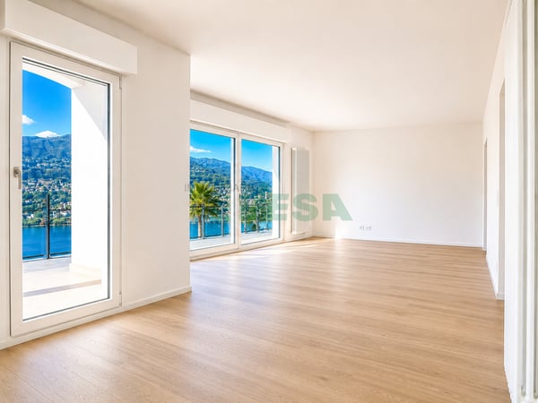 Splendido attico di 4,5 locali con spettacolare vista lago 4