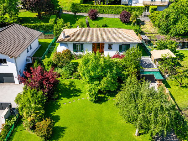 Accogliente casa unifamiliare su un unico piano con ampio giardino 5