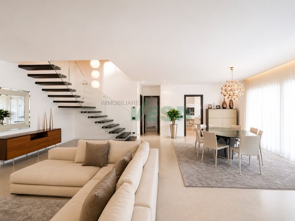 Moderna villa nuova con spettacolare vista panoramica e piscina 11