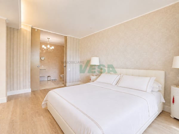 Elegante appartamento duplex di 4,5 locali con magnifica vista 6
