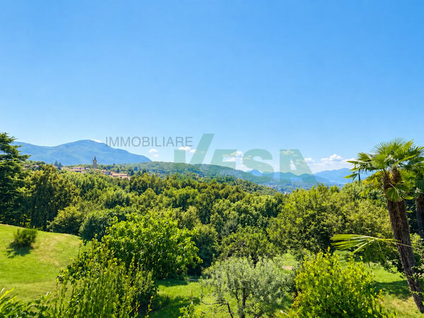 Proprietà di charme con villa, bel rustico e ampio terreno edificabile 3