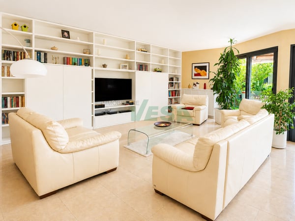 Bel appartamento 6,5 locali con giardino in tranquilla zona collinare 5