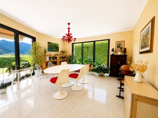 Bel appartamento 6,5 locali con giardino in tranquilla zona collinare 4
