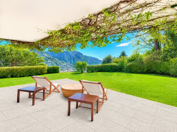 Splendido attico 6,5 locali con fantastica vista lago e bel giardino 9