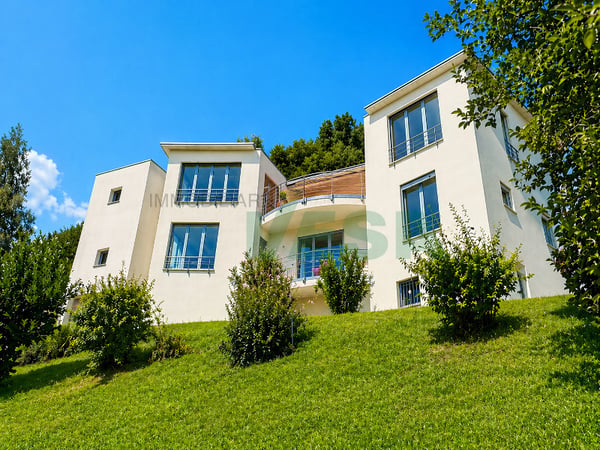 Proprietà di charme con villa, bel rustico e ampio terreno edificabile 2