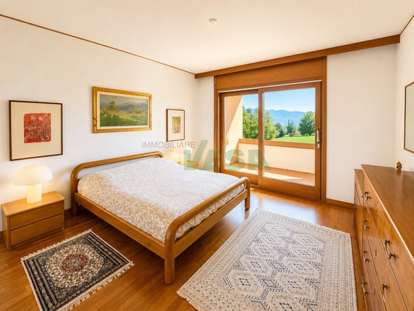 Ampia ed elegante villa signorile con molto spazio e con bella piscina 8