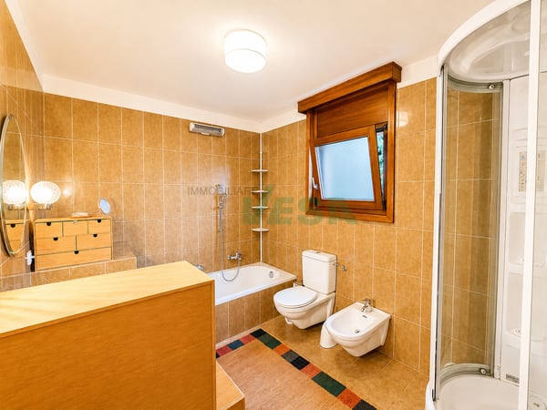 Ampia ed elegante villa signorile con molto spazio e con bella piscina 11