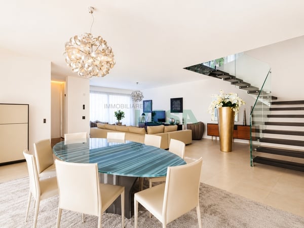 Moderna villa nuova con spettacolare vista panoramica e piscina 2