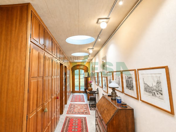 Accogliente villa tutta su un piano con grande bel giardino e piscina 12
