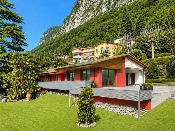 Accogliente villa tutta su un piano con grande bel giardino e piscina