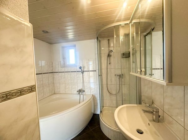 renovierte Wohnung mit Charme sucht neue Mieter! 8
