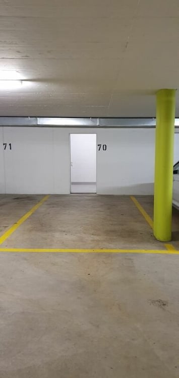 Tiefgaragenplatz zu vermieten 3