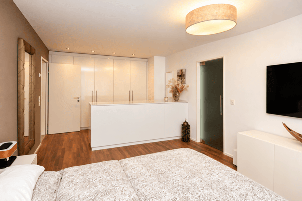 240 m² | 5.5-Zimmer-Eigentumswohnung mit grosser Terrasse 7
