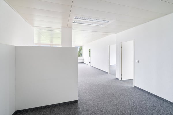 Bezugsbereite, attraktive und ausgebaute Büroräume an Top-Lage 9