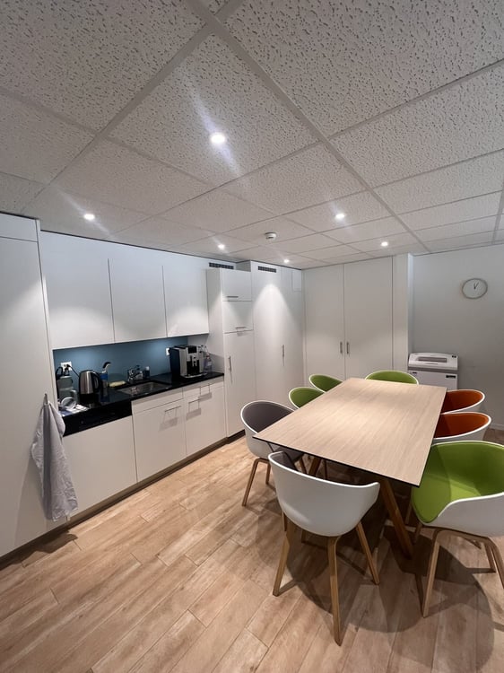 Flexibel einteilbare Büroflächen in der Altstadt Bern 8