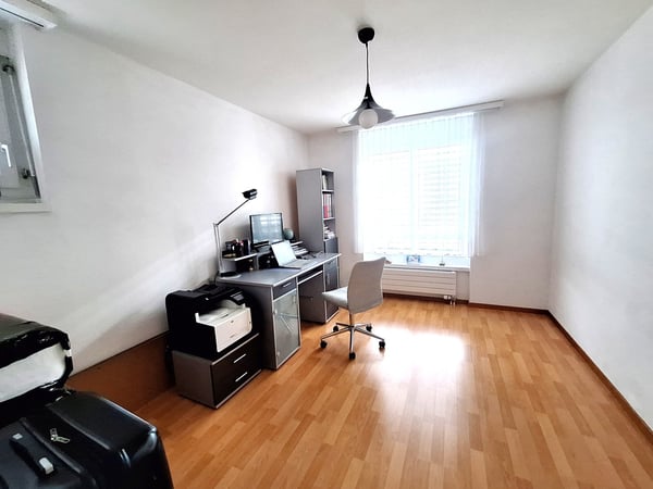 Helle und geräumige 1.5-Zimmerwohnung in naturnaher Lage 4