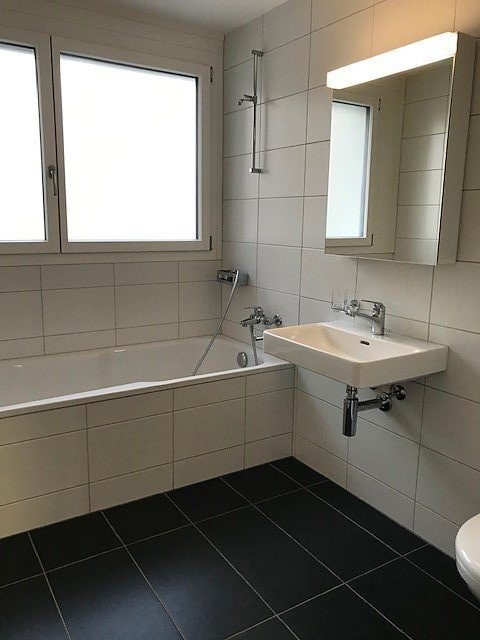 Modern & zentral - sanierte 3½-Zimmerwohnung! 6