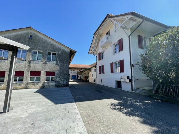 Wohn- und Gewerbeareal mit Potenzial in Leuzigen BE (Share-Deal) 8