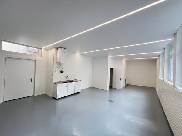 Bürofläche mit grosser Schaufensterfront für Marketing 3