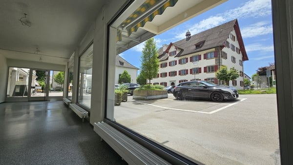 Büro/Ladenfläche Zentral in Rüti ZH 2