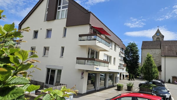 Büro/Ladenfläche Zentral in Rüti ZH 1