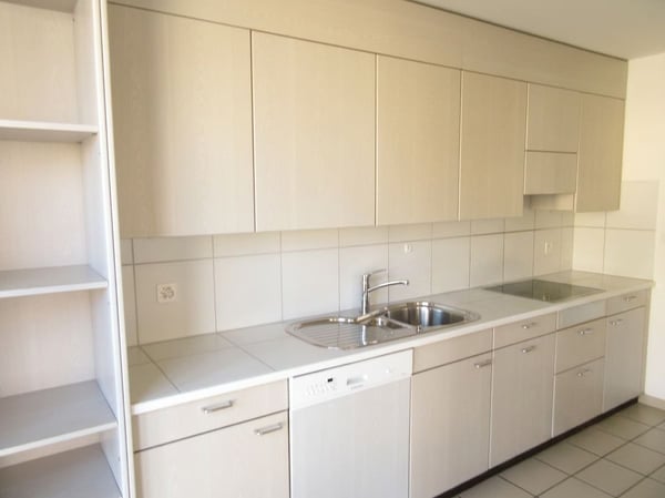 4.5 Zimmerwohnung an zentraler Lage in Rüti 2