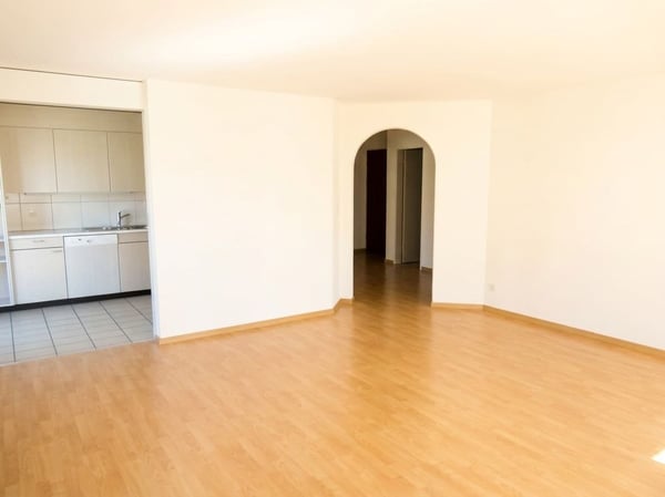 4.5 Zimmerwohnung an zentraler Lage in Rüti 6