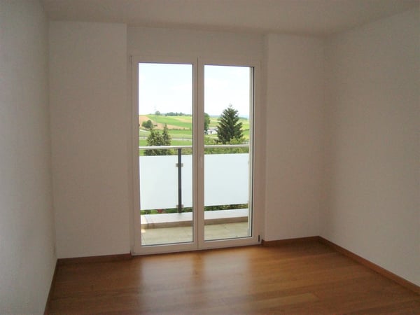 Moderne Attikawohnung mit sonniger Terrasse und Blick ins Grüne 10