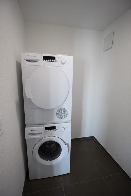 Moderne Wohnung mit grossem Balkon 10
