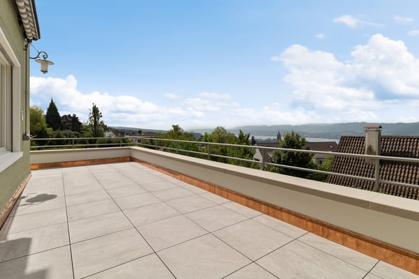 Liebhaberobjekt mit 2 Zimmer an ausgezeichneter Lage in Zürich zu vermieten! 10