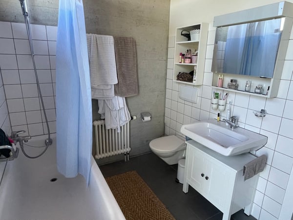 Gemütliches Reihenhaus mit Garten in St. Ursen zu vermieten 3