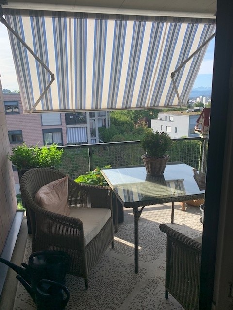 Grosszügige 2.5-Zimmer-Dachwohnung mit Panoramablick 8