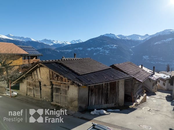 Mazots à rénover - région de Crans-Montana 2