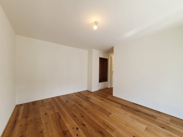 Gemütliche 2.5-Zimmer-Wohnung mit Balkon in Niederurnen 8