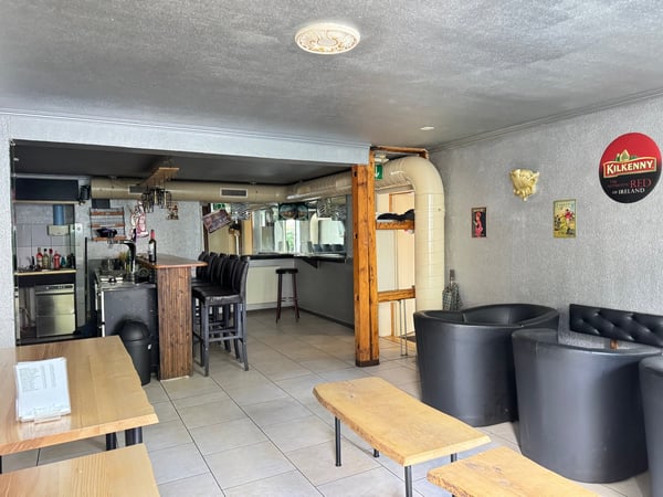 Charmantes Café/Bar-Lokal im Herzen von Glarus – «Gasthaus zur Linde» 5