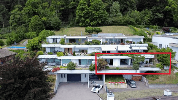 Renovierte 4.5-Zimmer-Terrassenwohnung am Waldrand, ruhig, Fernsicht, privacy 2